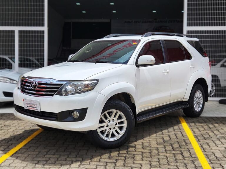 Toyota Hilux Sw4 – 2.7 SR 4X2 16V FLEX 4P AUTOMÁTICO