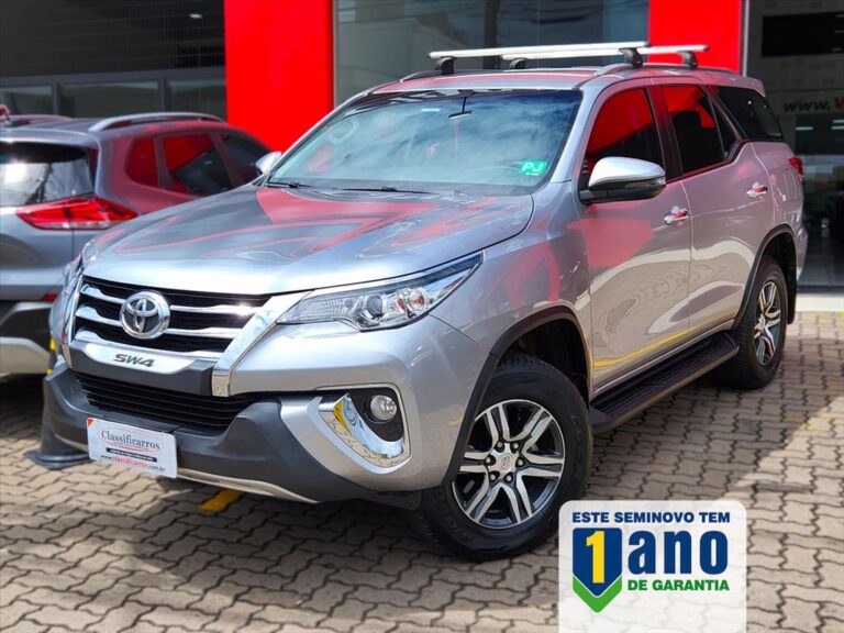 Toyota Hilux Sw4 – 2.7 SRV 7 LUGARES 4X2 16V FLEX 4P AUTOMÁTICO