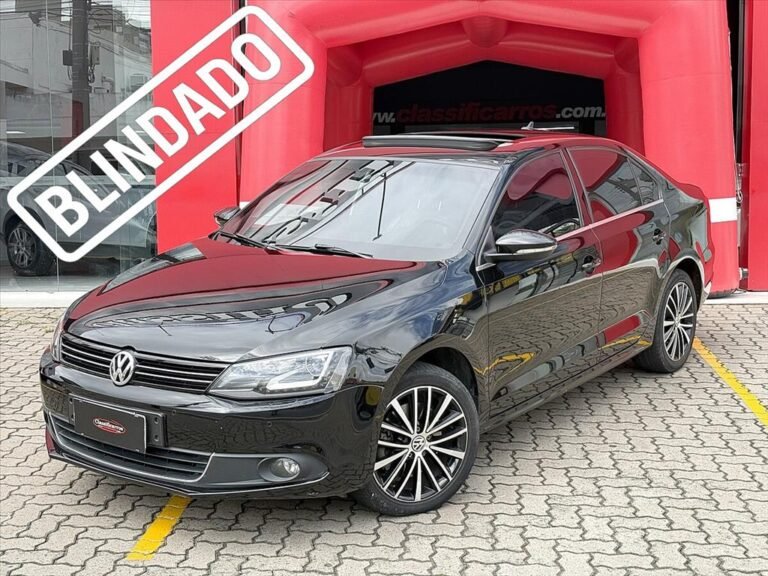 Volkswagen Jetta – 2.0 TSI HIGHLINE 200CV GASOLINA 4P TIPTRONIC