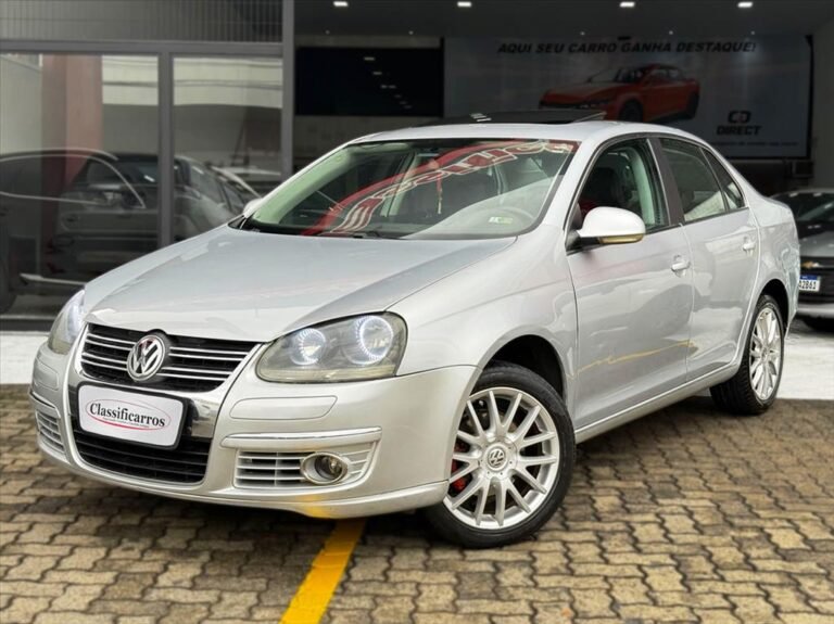 Volkswagen Jetta – 2.5 I 20V 150CV GASOLINA 4P TIPTRONIC