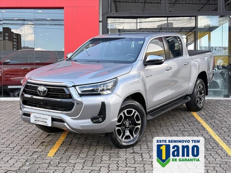 Toyota Hilux – 2.8 D-4D TURBO DIESEL CD SRX 4X4 AUTOMÁTICO