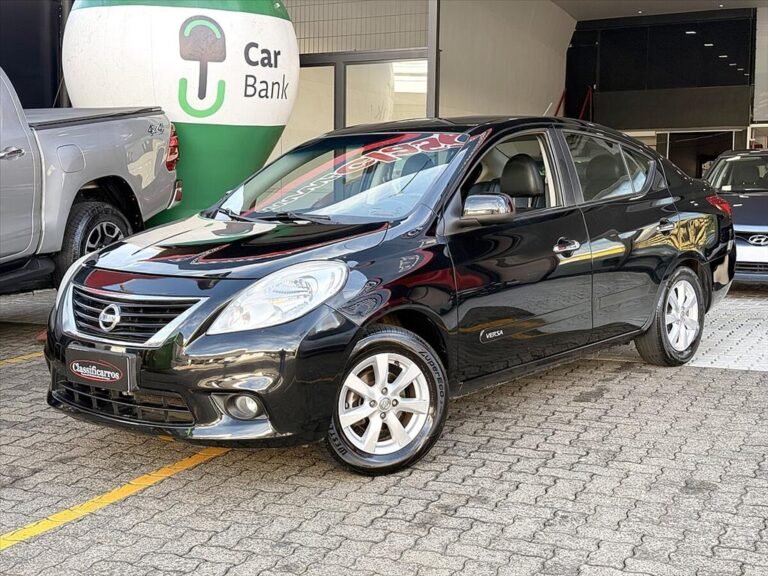 Nissan Versa – 1.6 16V FLEX SL 4P MANUAL